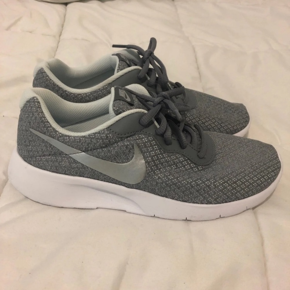 Brand New Nike Tanjun